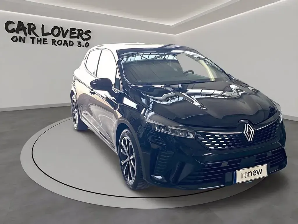 Usata Renault Clio V Techno 91 CV (66 kW) 2025 Gne nero etoile Utilitaria