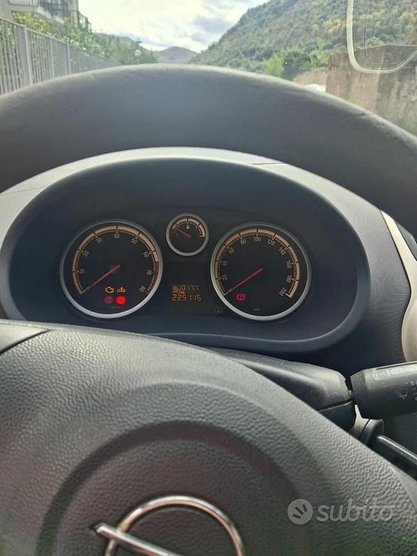 Usata Opel Corsa Club 80 CV (58 kW) 2007 Blu Utilitaria