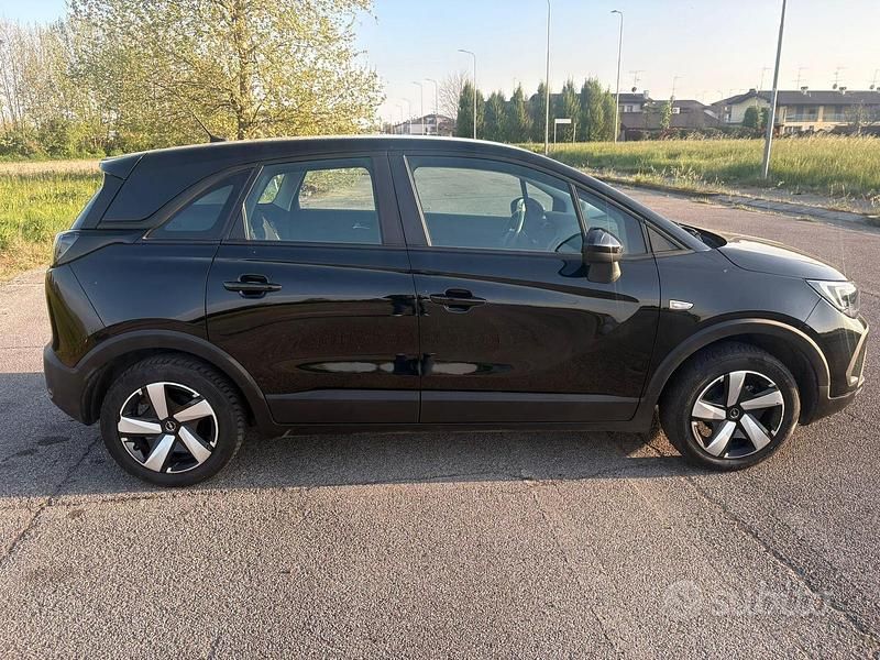 Usata Opel Crossland 83 CV (61 kW) 2023 Nero SUV