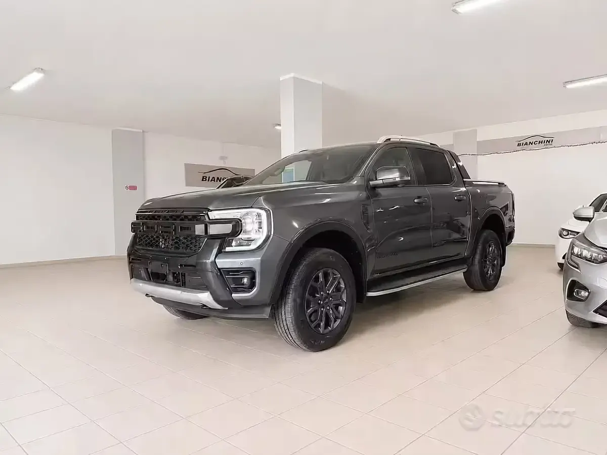 Usata Ford Ranger Wildtrack 205 CV (150 kW) 2024 Grigio Pick-up