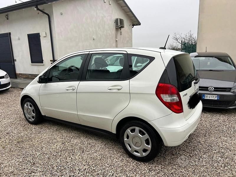 Usata Mercedes A160 Edition 95 CV (69 kW) 2011 Bianco Berlina