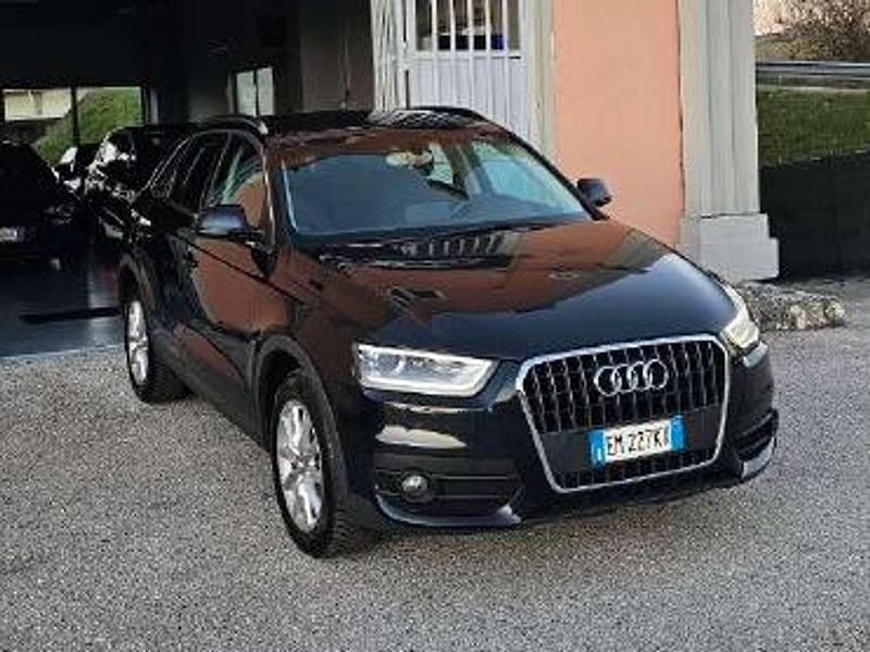Usata Audi Q3 Advanced Plus 140 CV (102 kW) 2012 Blu/azzurro SUV