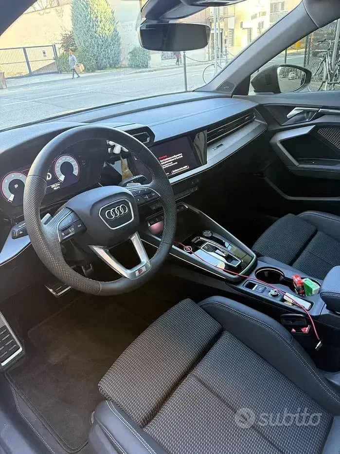 Usata Audi A3 S-Line 150 CV (110 kW) 2025 Verde Berlina