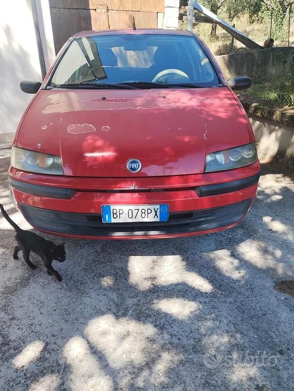 Usata 2000 Fiat Punto Due volumi | 600 € (Ottimo prezzo) - Immagine 1/2