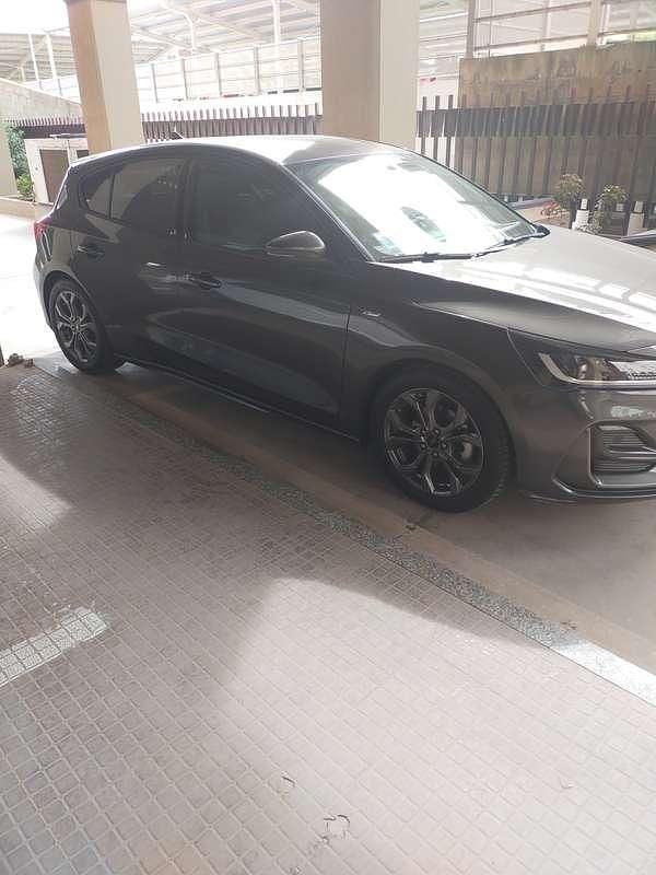 Usata Ford Focus ST-Line X 116 CV (85 kW) 2025 Grigio Berlina