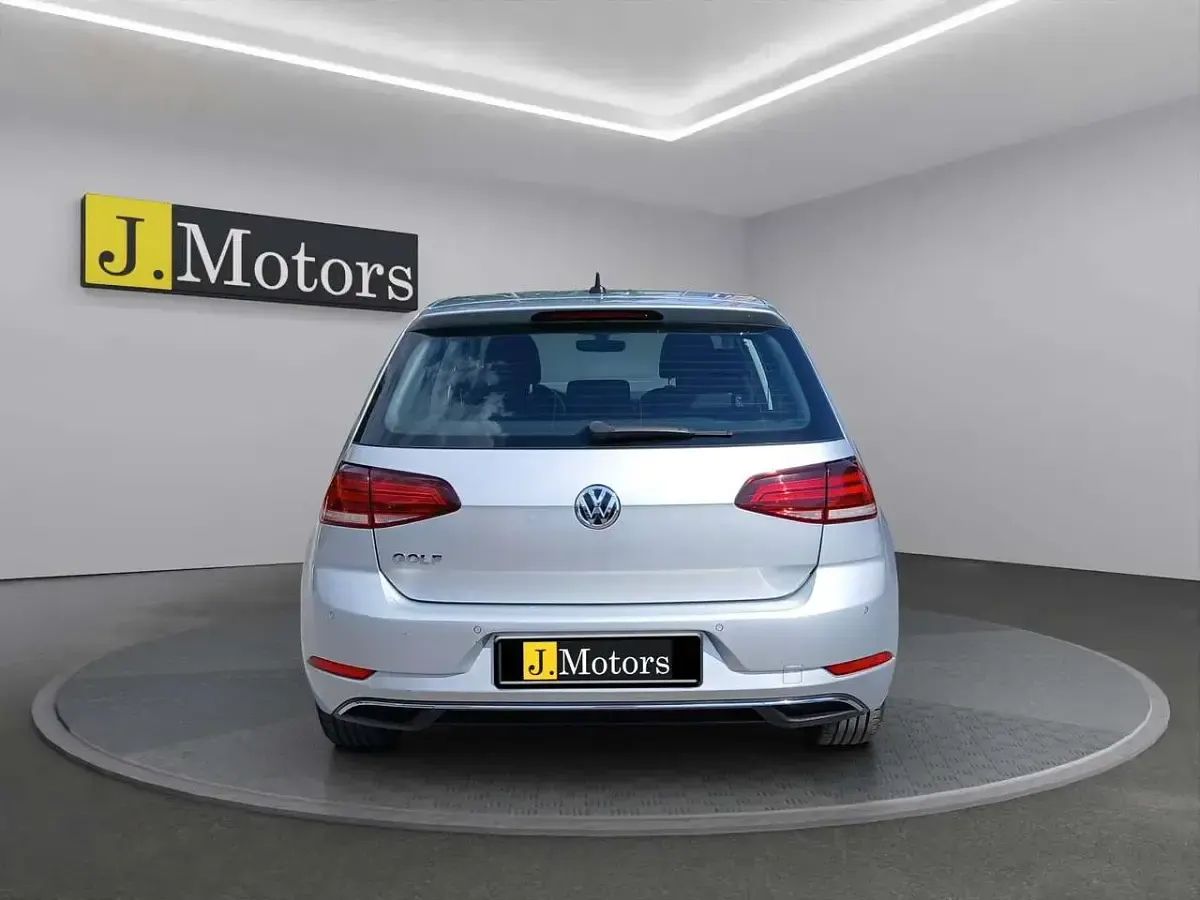 Usata VW Golf VII Business 150 CV (110 kW) 2020 Grigio chiaro Berlina