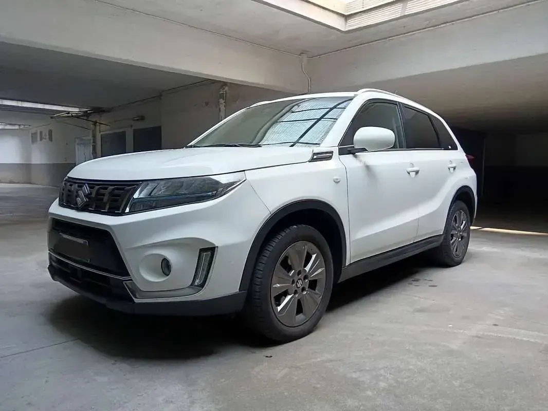 Usata Suzuki Vitara Cool 131 CV (96 kW) 2021 Bianco SUV
