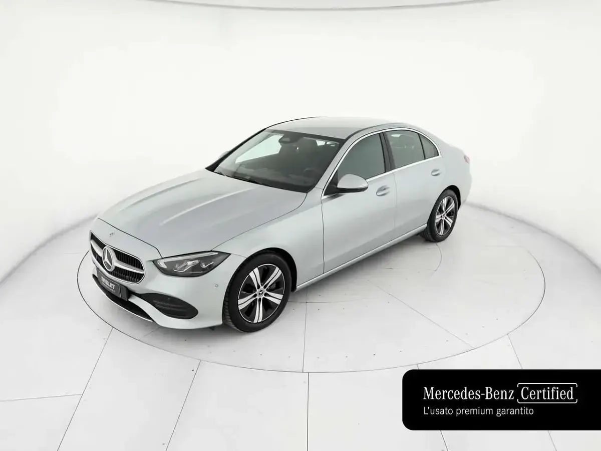 Usata Mercedes C200 Advanced 163 CV (119 kW) 2025 Argento hightech Berlina