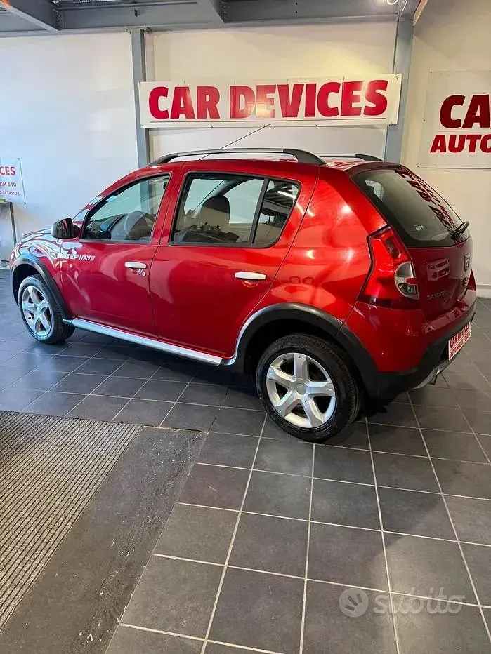 Usata Dacia Sandero Stepway 88 CV (64 kW) 2012 Rosso Berlina