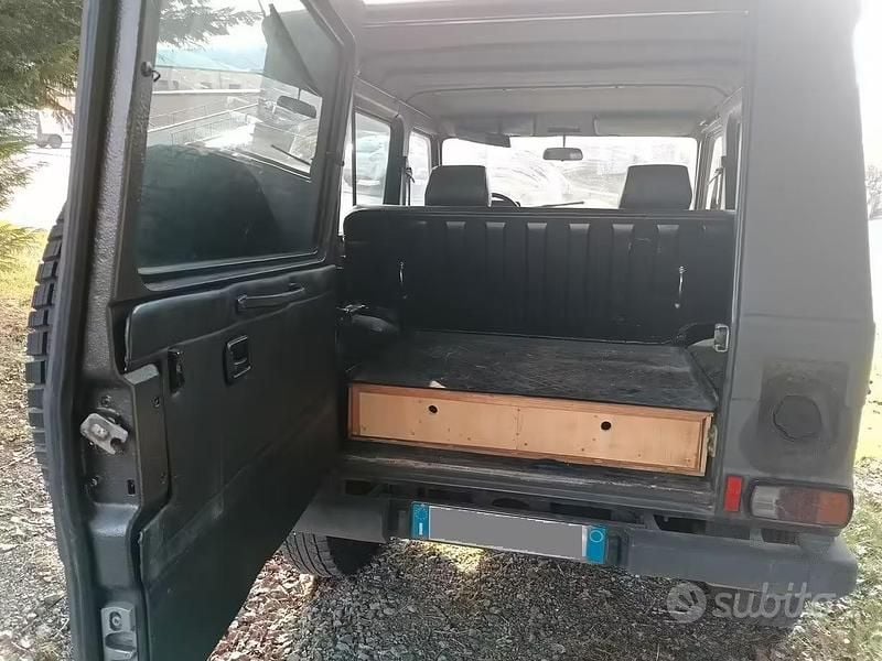 Usata Mercedes G300 88 CV (64 kW) 1986 Grigio SUV