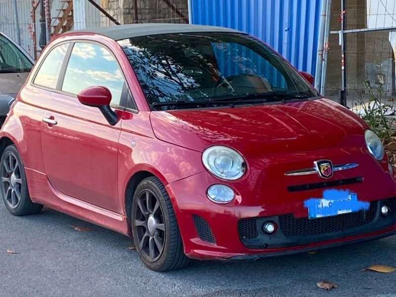 Rosso Usata 2012 Abarth 500 Due volumi | 7900 € (Buon prezzo) - Immagine 1/4