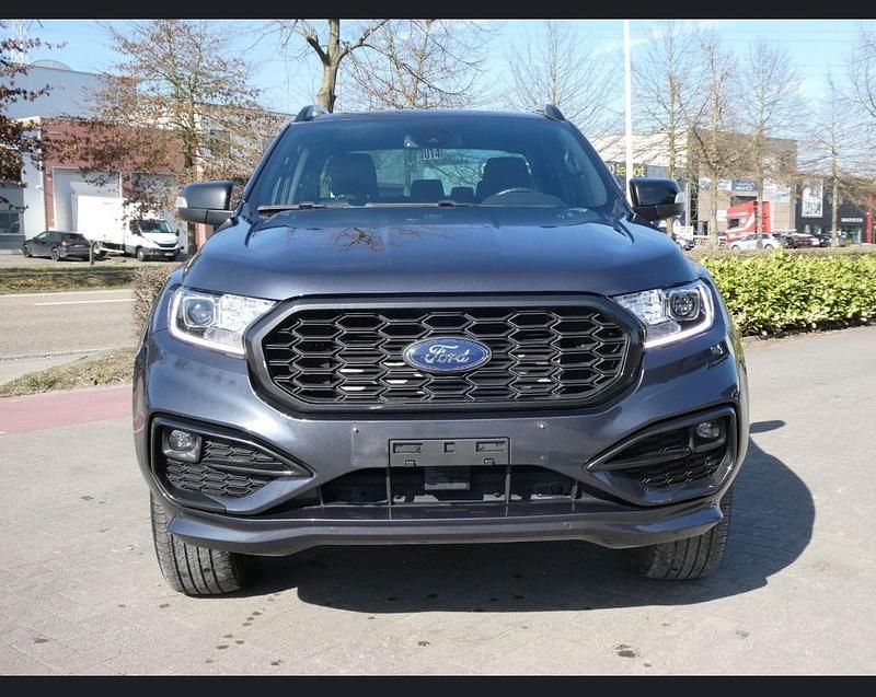 Usata Ford LTD Limited 213 CV (156 kW) 2022 Grigio SUV