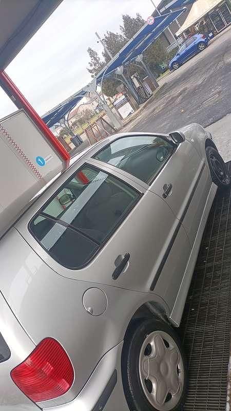 Usata VW Polo Comfortline 60 CV (44 kW) 2001 Berlina
