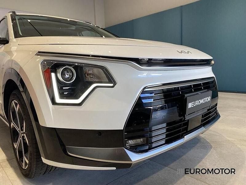 Nuova Kia Niro Style 184 CV (135 kW) 2025 Bianco SUV