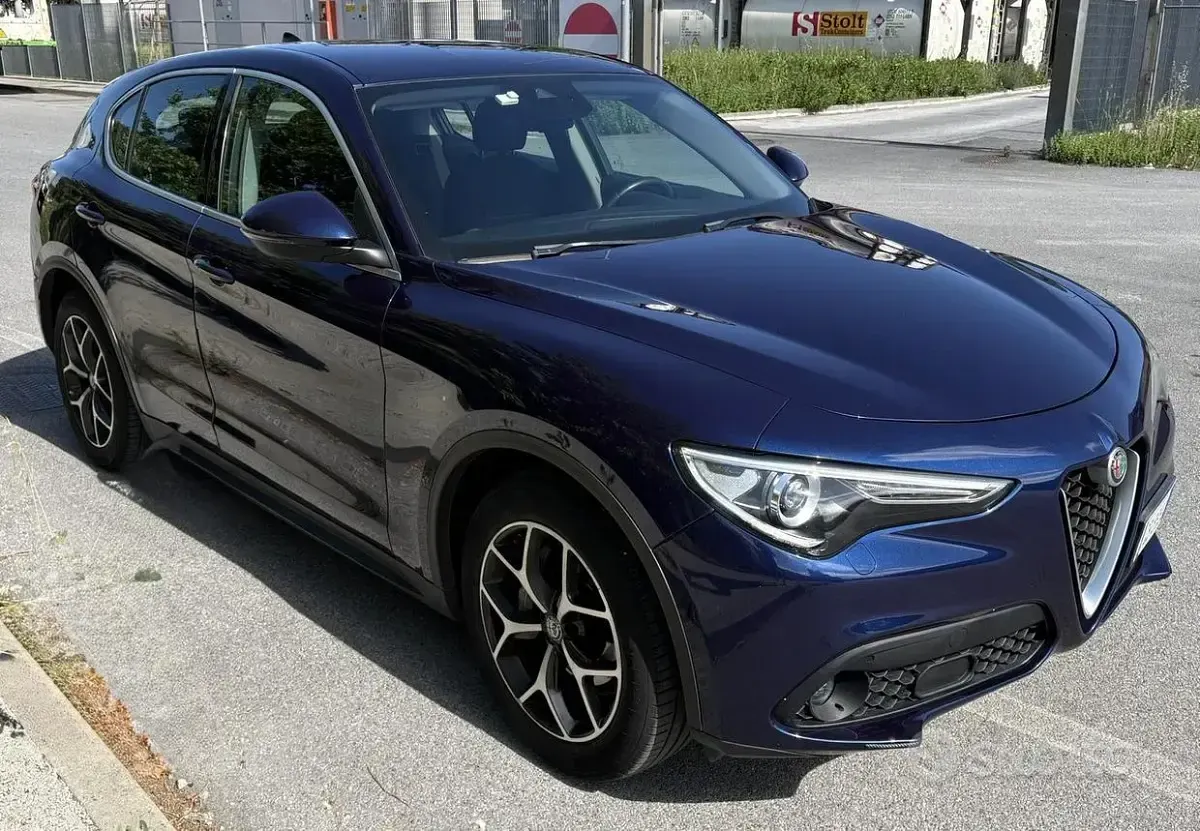 Usata Alfa Romeo Stelvio 160 CV (117 kW) 2020 Blu SUV