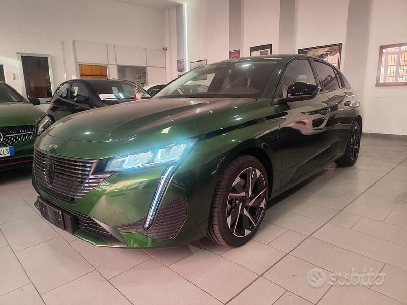 Nuova Peugeot 308 Allure 2025 Verde Berlina