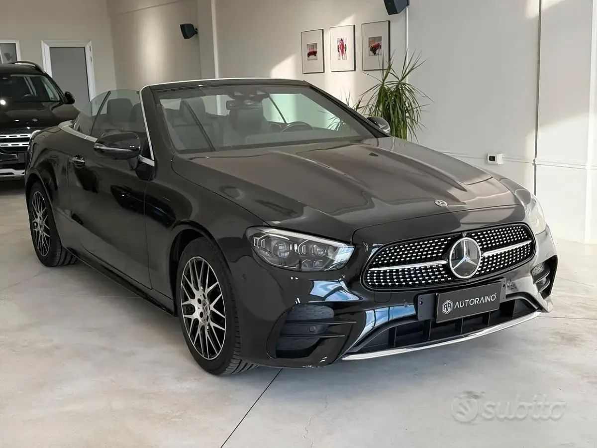Usata Mercedes E220 Premium 194 CV (142 kW) 2021 Nero Cabrio