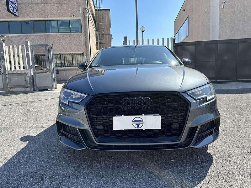 Usata Audi A3 S-Line 184 CV (135 kW) 2017 Grigio Utilitaria