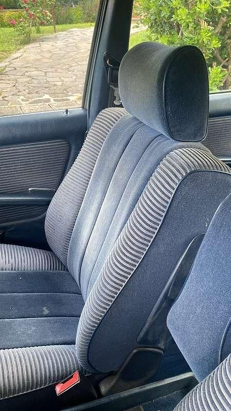 Usata Mercedes 300 79 CV (58 kW) 1983