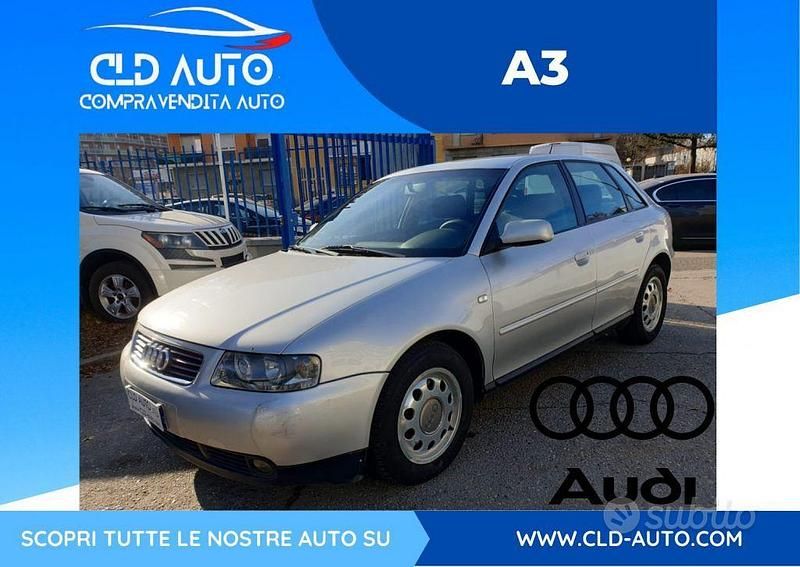 Grigio Usata 2002 Audi A3 Ambiente Tre volumi | 2900 € (Buon prezzo) - Immagine 1/4