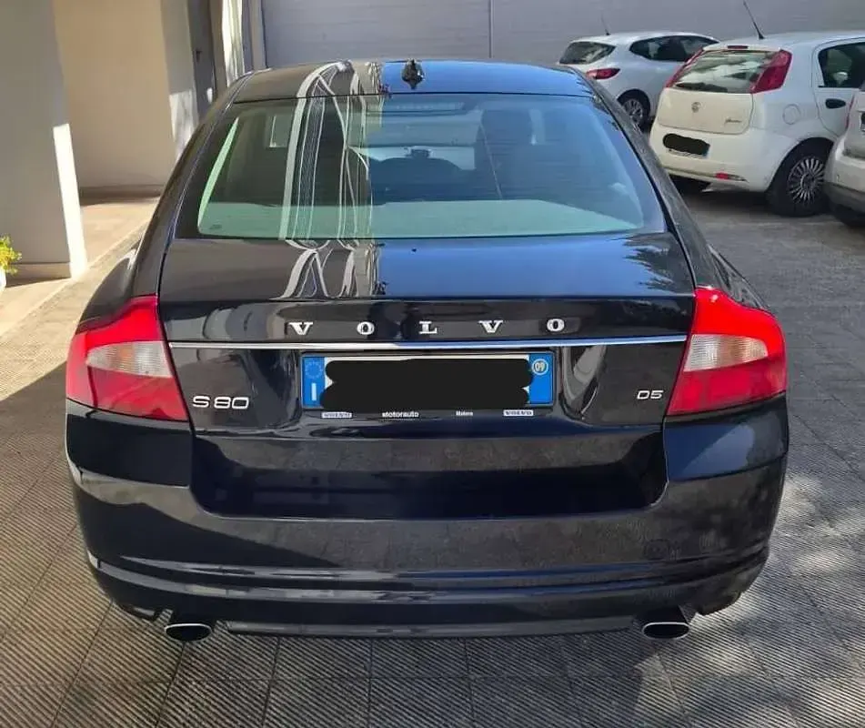 Usata Volvo S80 R-Design 205 CV (150 kW) 2009 Nero Berlina