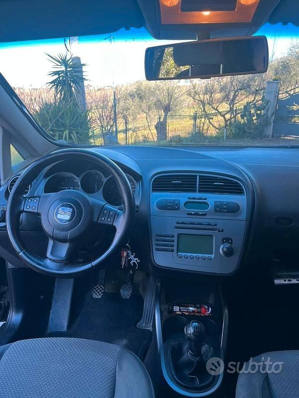 Usata Seat Altea 105 CV (77 kW) 2004 Nero Berlina