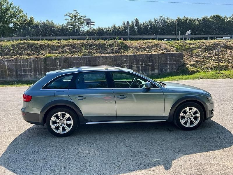 Usata Audi A4 Allroad Advanced 170 CV (125 kW) 2009 Grigio Station wagon