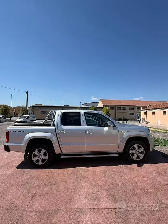 Usata VW Amarok 204 CV (150 kW) 2019 Grigio Pick-up