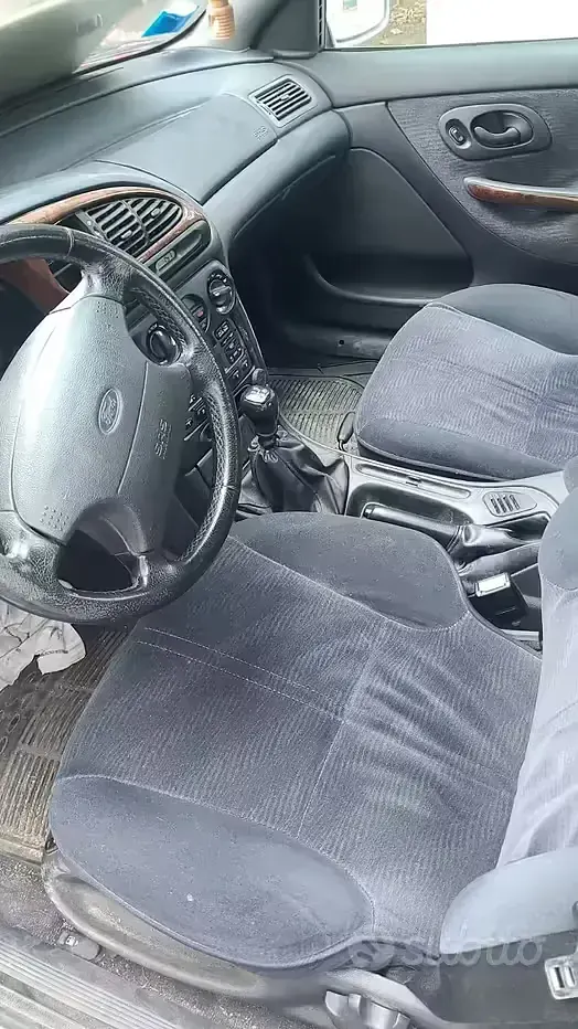 Usata Ford Mondeo 90 CV (66 kW) 1998 Grigio Cabrio