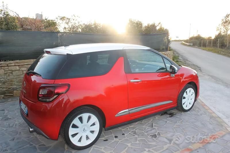 Usata Citroën DS3 92 CV (67 kW) 2010 Rosso Utilitaria