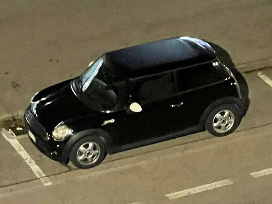Usata Mini Cooper 75 CV (55 kW) 2010 Nero Utilitaria