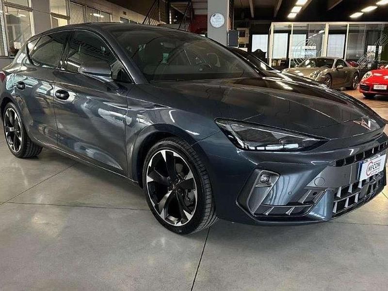 Usata Cupra Leon 150 CV (110 kW) 2025 Grigio Berlina