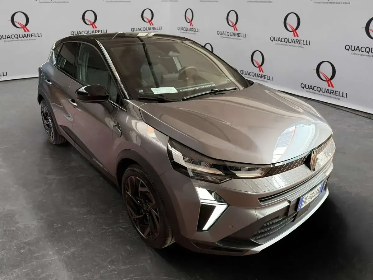 Nuova Renault Captur Esprit Alpine 160 CV (117 kW) 2026 Grigio SUV