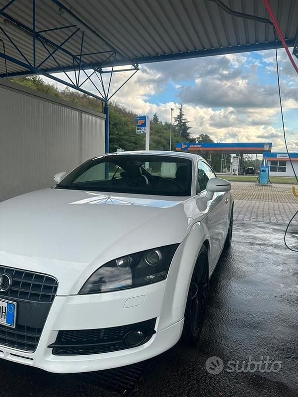 Bianco Usata 2008 Audi TT Coupé | 14.999 € - Immagine 1/4