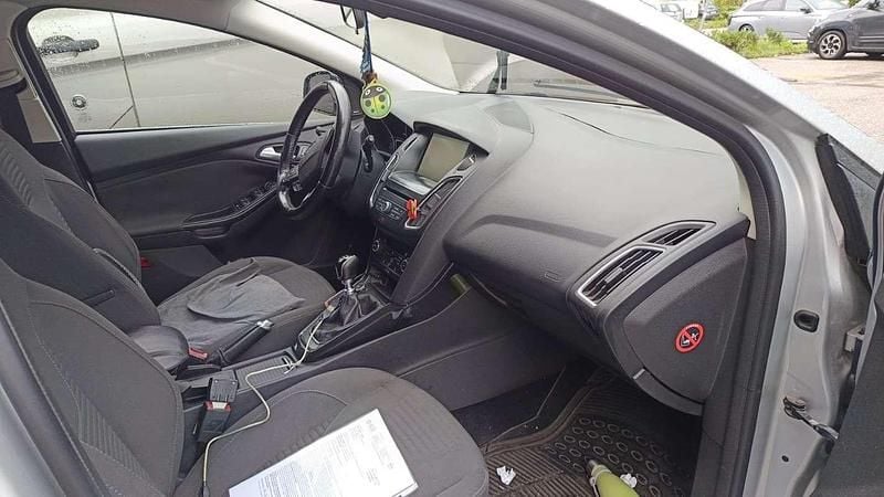 Usata Ford Focus Titanium 116 CV (85 kW) 2015 Argento Station wagon