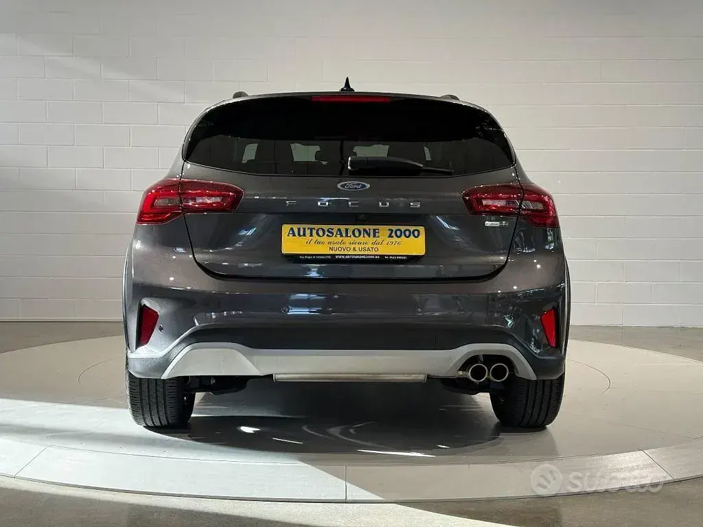 Usata Ford Focus Active 125 CV (91 kW) 2023 Grigio Berlina