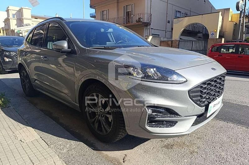 Usata Ford Kuga ST-Line 120 CV (88 kW) 2021 Grigio SUV