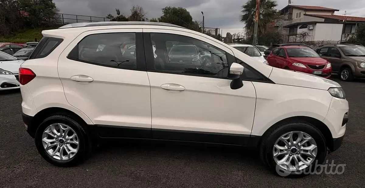 Begagnad Ford Ecosport Titanium 95 HK (69 kW) 2016 Vit SUV