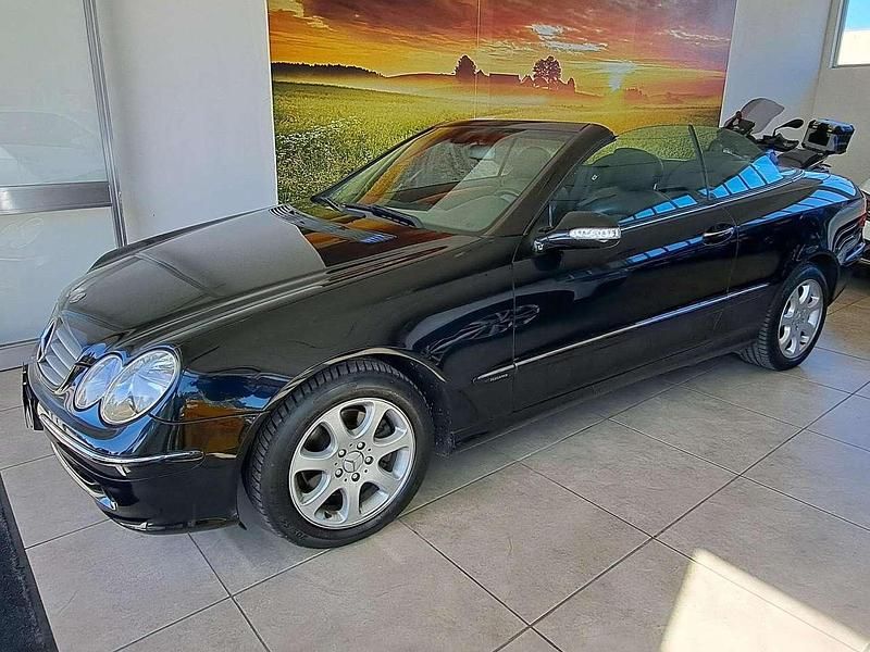 Nero Usata 2005 Mercedes CLK200 Elegance Cabrio | 12.900 € (Molto cara) - Immagine 1/4