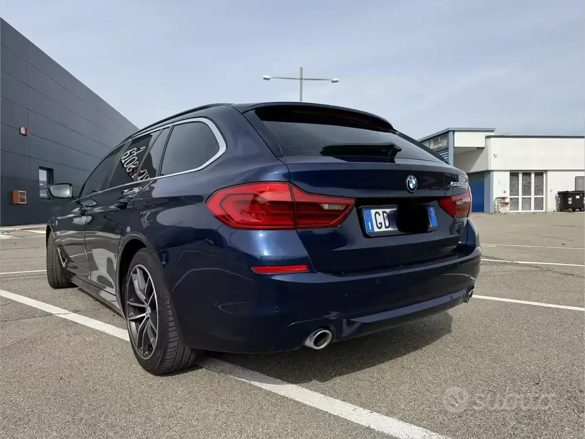 Usata BMW 520 190 CV (139 kW) 2020 Bluazzurro Station wagon