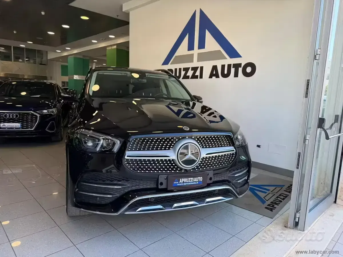 Usata Mercedes GLE300 Premium Plus 272 CV (200 kW) 2023 Nero SUV