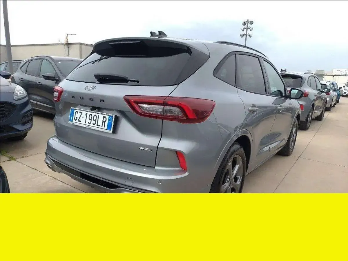 Usata Ford Kuga 179 CV (131 kW) 2025 Other SUV
