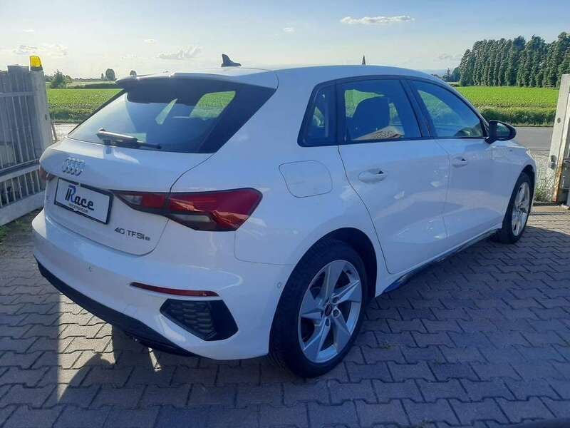 Usata Audi A3 S-Line 204 CV (150 kW) 2022 Bianco Berlina