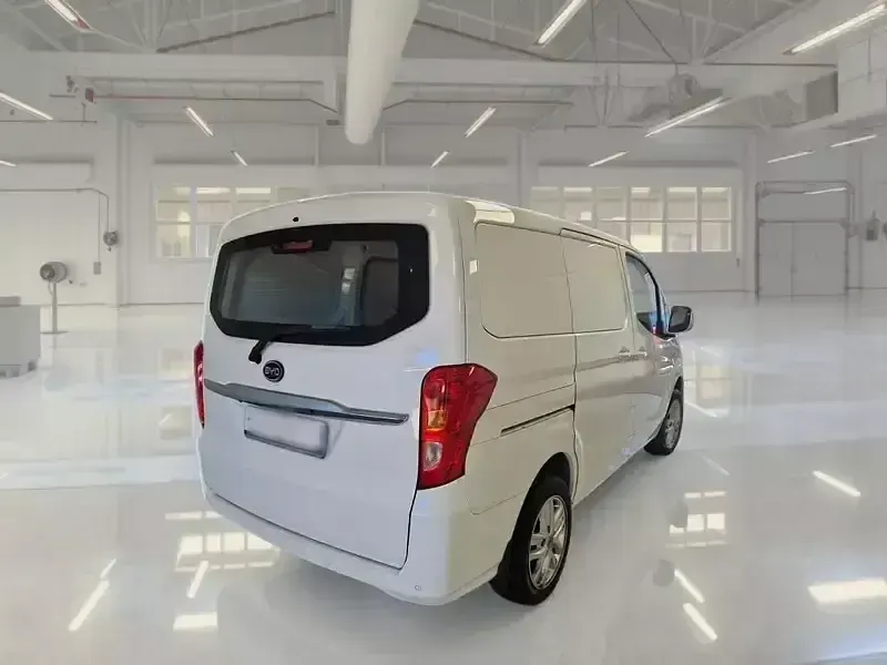 Usata BYD ETP3 35 kW (48 CV) 2025 Bianco Furgone