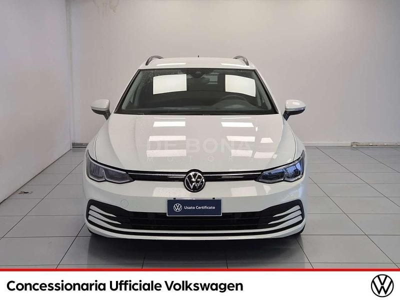 Usata VW Golf VIII Life 131 CV (96 kW) 2022 Bianco Station wagon