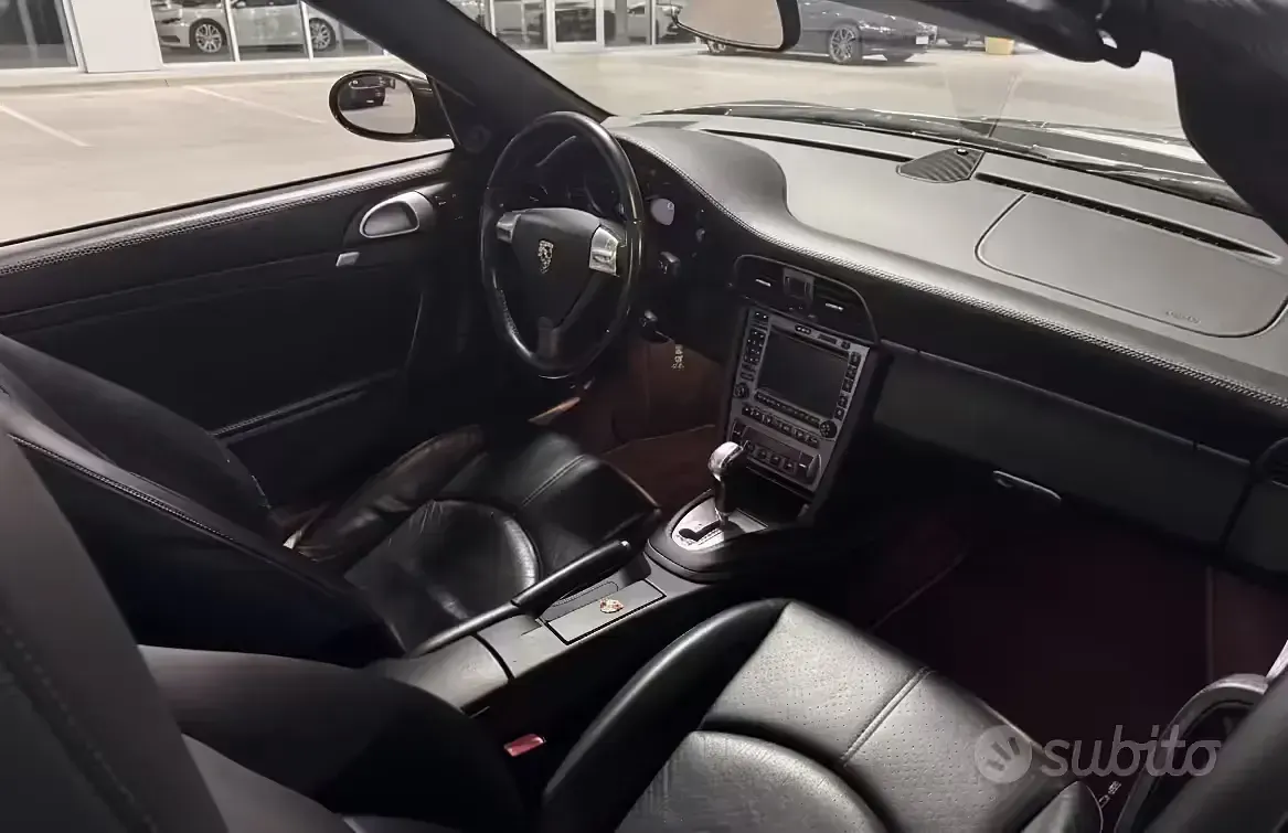 Usata Porsche 997 325 CV (239 kW) 2007 Marrone Cabrio