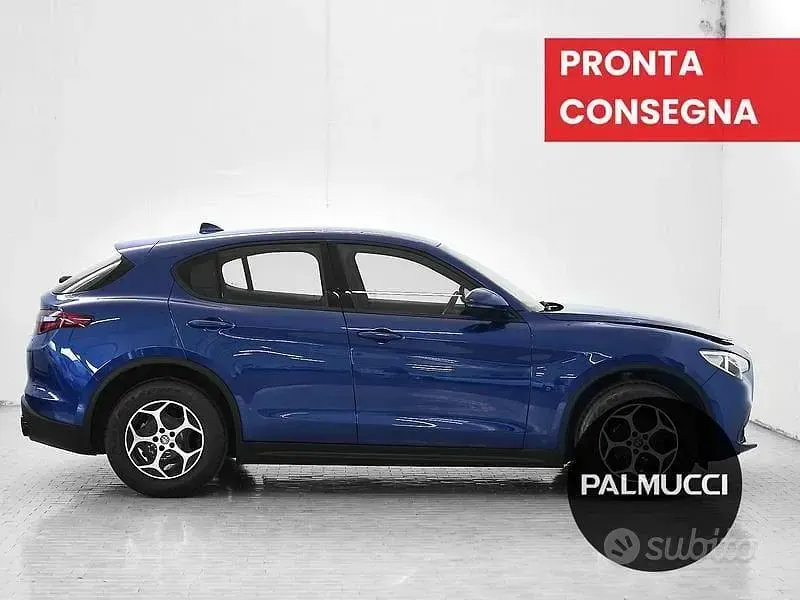 Usata Alfa Romeo Stelvio Business 190 CV (139 kW) 2022 Blu SUV