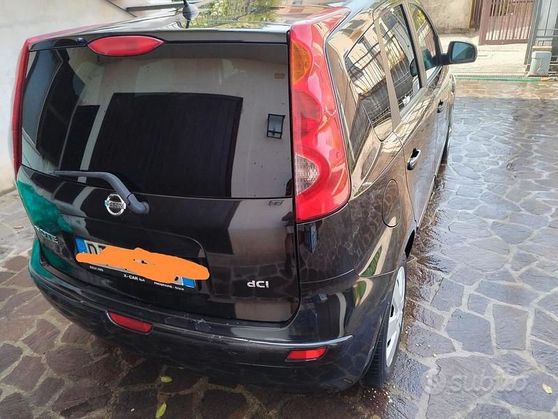 Usata Nissan Note 103 CV (75 kW) 2008 Nero Monovolume