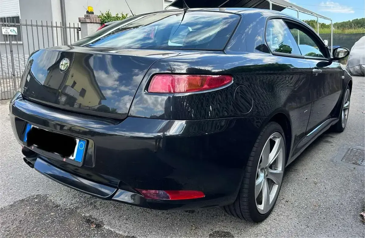Usata Alfa Romeo GT 150 CV (110 kW) 2007 Coupé