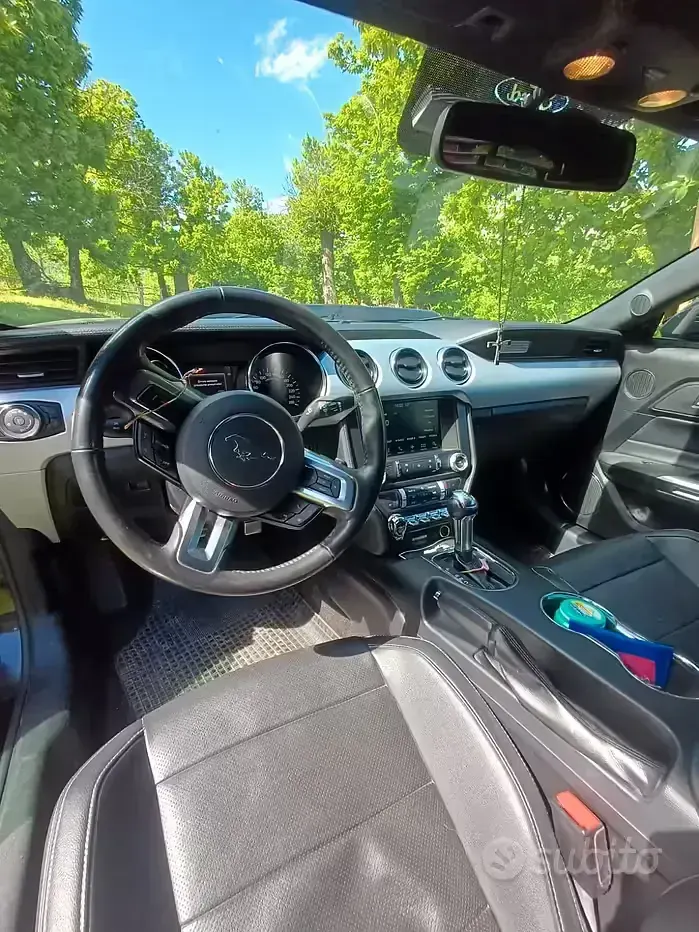 Usata Ford Mustang 290 CV (213 kW) 2018 Nero Coupé